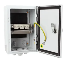 OPTOKON MOMB — уличный оптический бокс IP66 для FTTH и телеком сетей