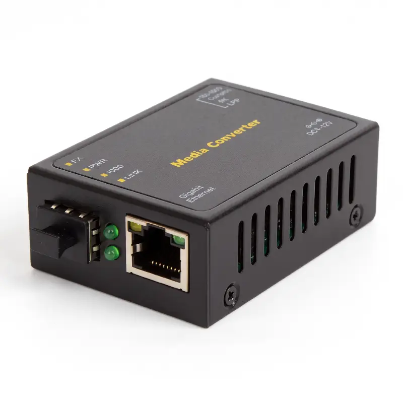 CS-1000C-SFP — компактный медиаконвертер 10/100/1000Base-T с SFP-слотом 100/1000Base-X